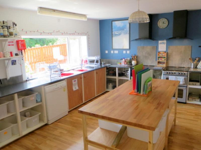 Skye Basecamp Hostel, Broadford Bay, Isle Of Skye エクステリア 写真